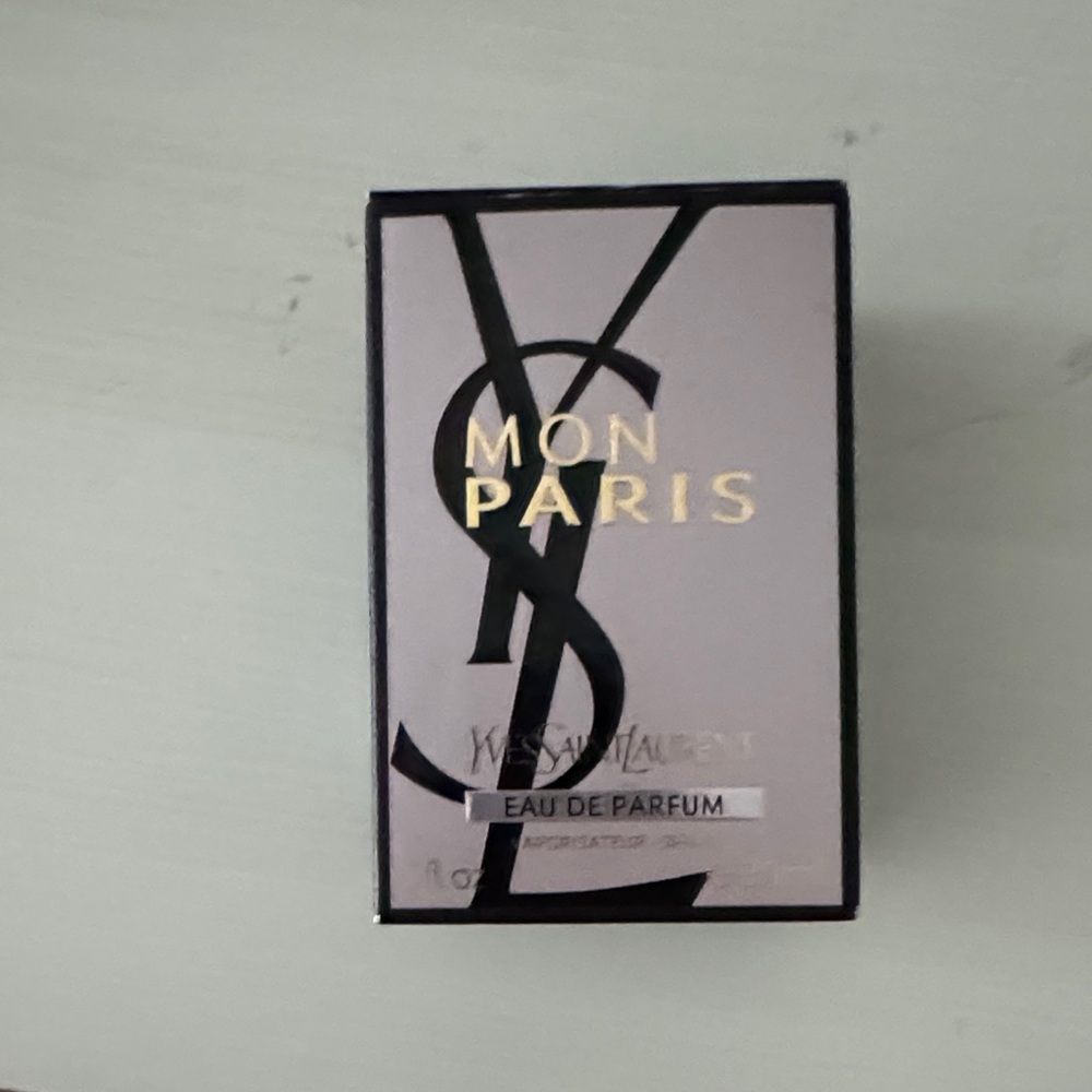 Yves Saint Laurent Mon Paris Pink and perfume